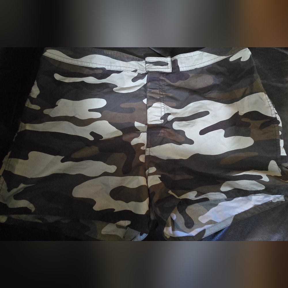 Camo Women's Shorts By W Sport Water/swim Shorts Sz12 M See Measurements - Picture 2 of 4